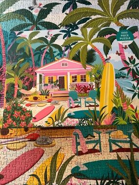 1000-Piece Tropical Beach Puzzle - Pink Cottage by galison